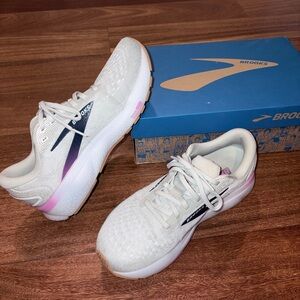 Brooks ghost 16 running shoes White and Pink Athletic Sneakers